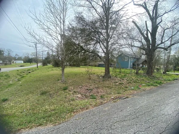 4775 Cleveland St, Beaumont, TX 77703