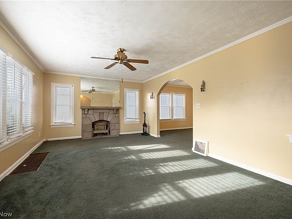 2nd image of 21051 S Lake Shore Blvd