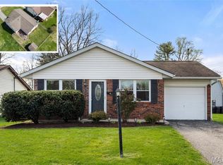 60 W Poplar St, Mascoutah, IL
