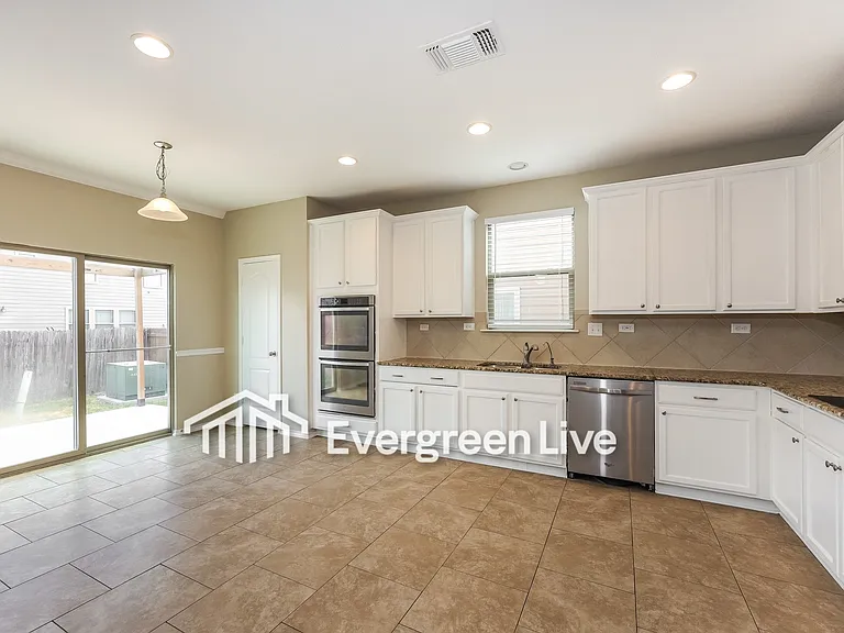 4310 Rothberger Way — Photo 5