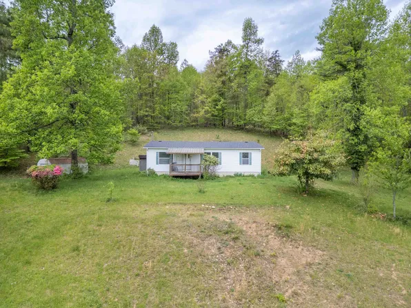 618 Countyline Church Rd SE, Floyd, VA 24091