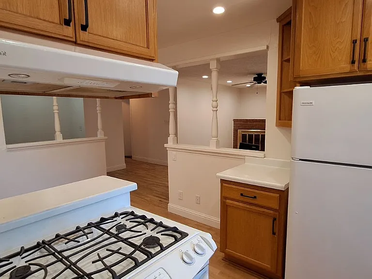 19 Bernice Ct — Photo 4
