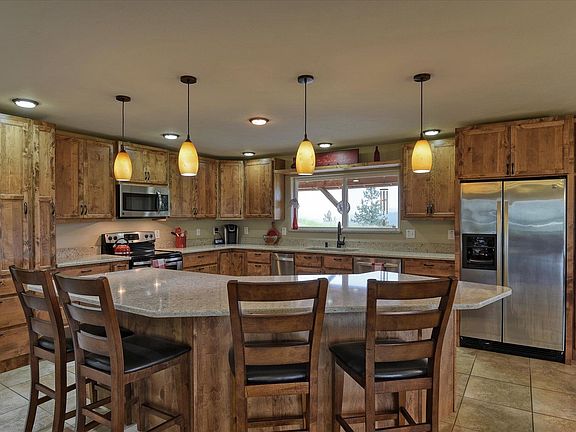 3rd image of 419 S Us Highway 395 Rd