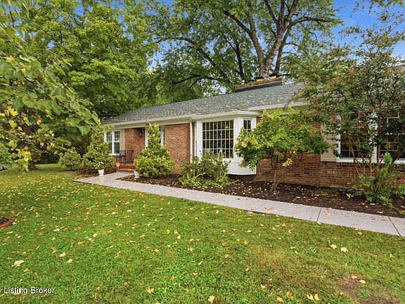 2nd image of 7501 Tudor Ct