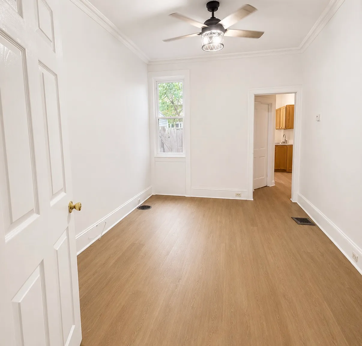 1 bed, $1,350 — Photo 3