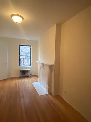 Rented by City Connections Realty | media 17