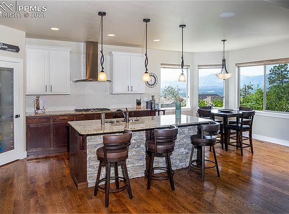 4th image of 79 Coyote Willow Dr