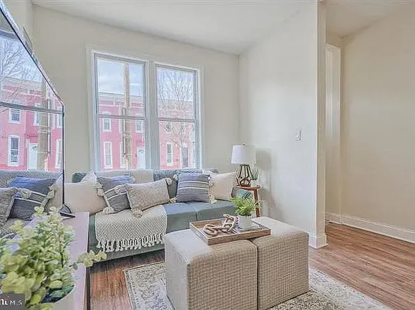 1501 N Carey St, Baltimore, MD 21217