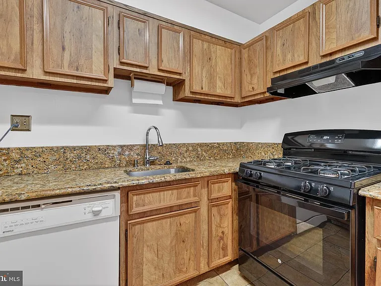 3803 Swann Rd #301 — Photo 13