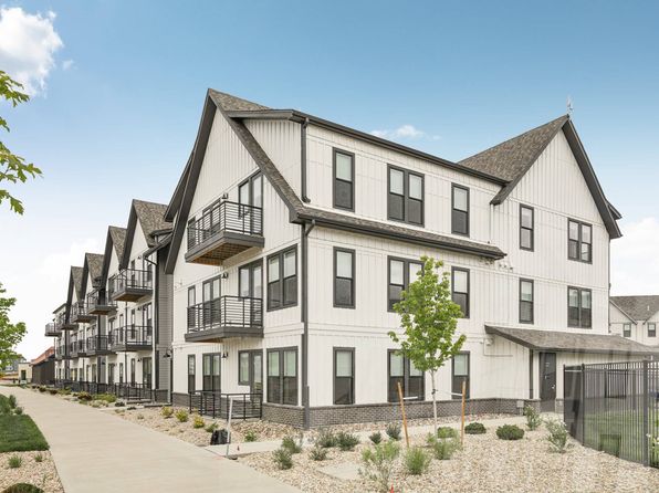 4545 S Versailles St #22822