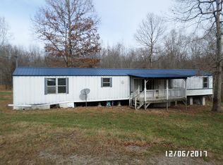 399 Sandy Dr, Summertown, TN 38483