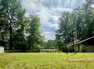 131 Ridge Rd, Lancing, TN 37770