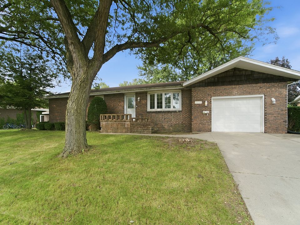 1st image of 286 N Tomagene Dr