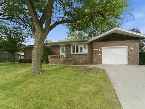 286 N Tomagene Dr, Bourbonnais, IL 60914