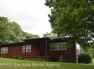 1002 Black Bear Inn Rd, West Jefferson, NC 28694