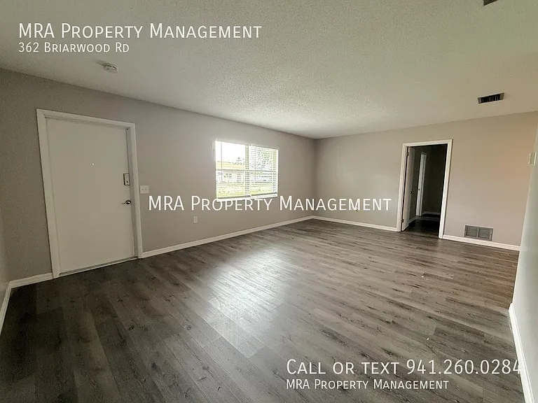 362 Briarwood Rd — Photo 3