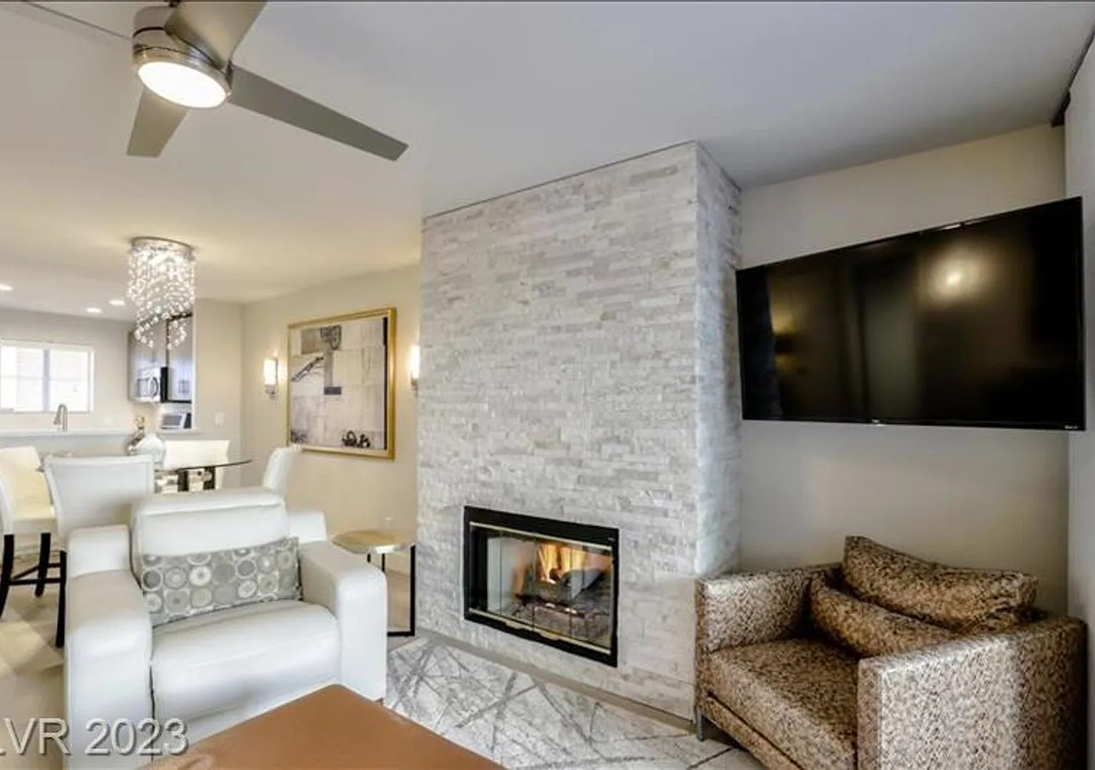Furnished Optional 2 Bedroom Remodeled Condo On 1st Floor! — Photo 2