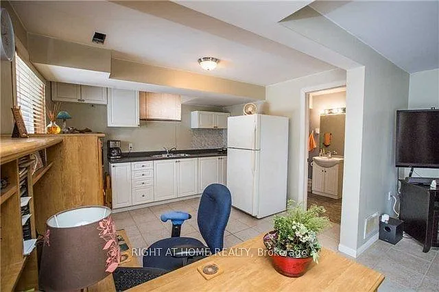 11 Butternut Dr — Photo 48