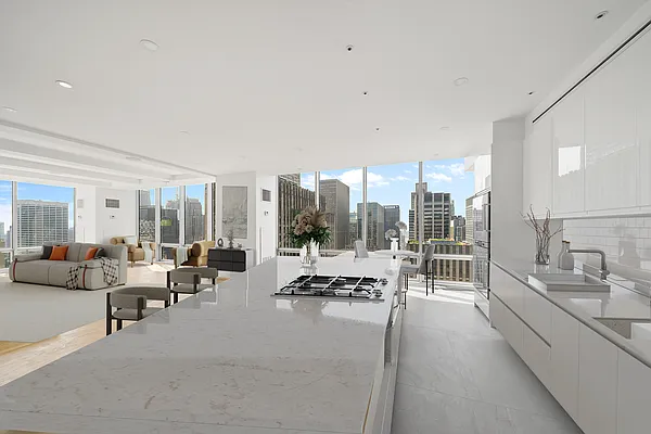 641 5th Avenue #38H in Midtown, Manhattan | StreetEasy
