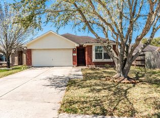 252 Crystal Isle Dr, Dickinson, TX 77539