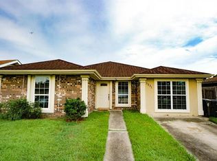 5231 Norgate Dr, New Orleans, LA 70127