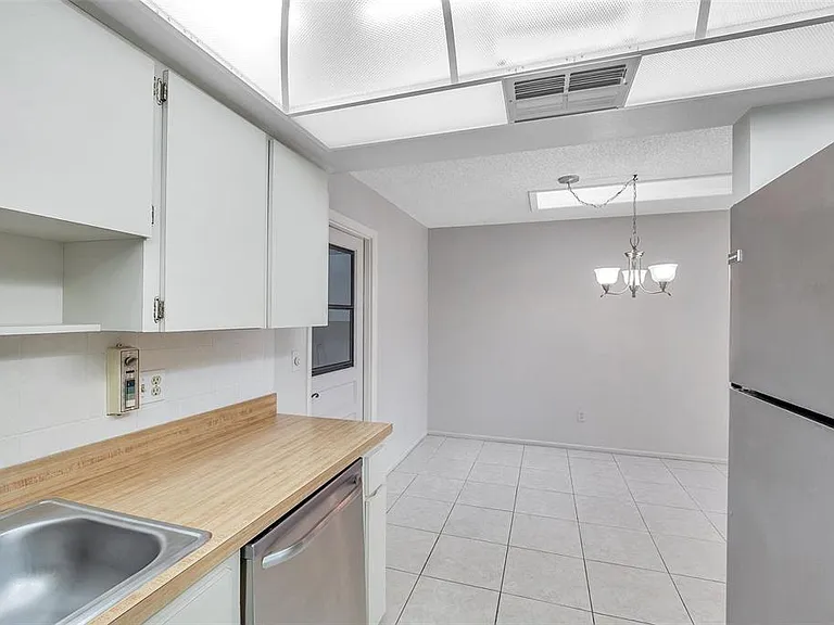 2291 Shelly Dr #D — Photo 18