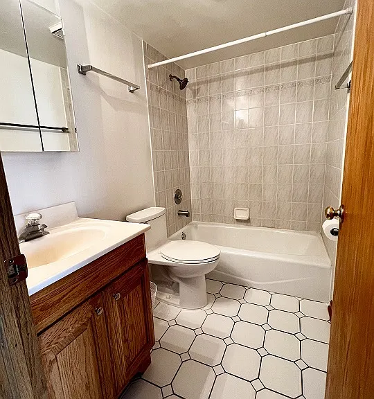 8659 Meade Ave #1S — Photo 14