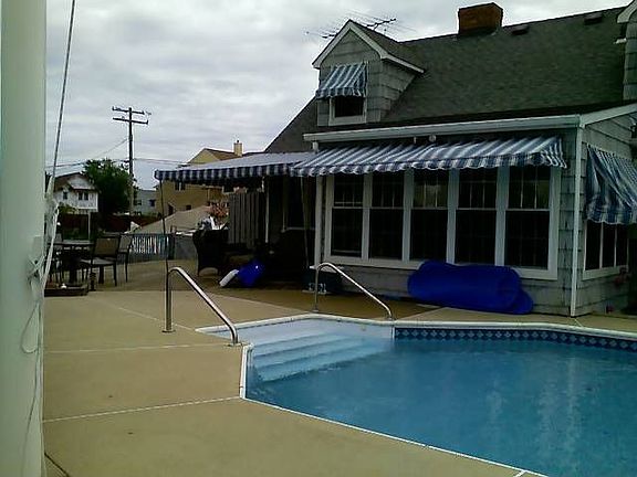 rear yard and pool