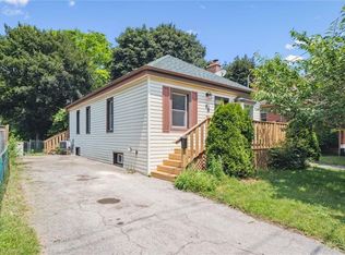 90 1st Ave, Cambridge, ON N1S2B3