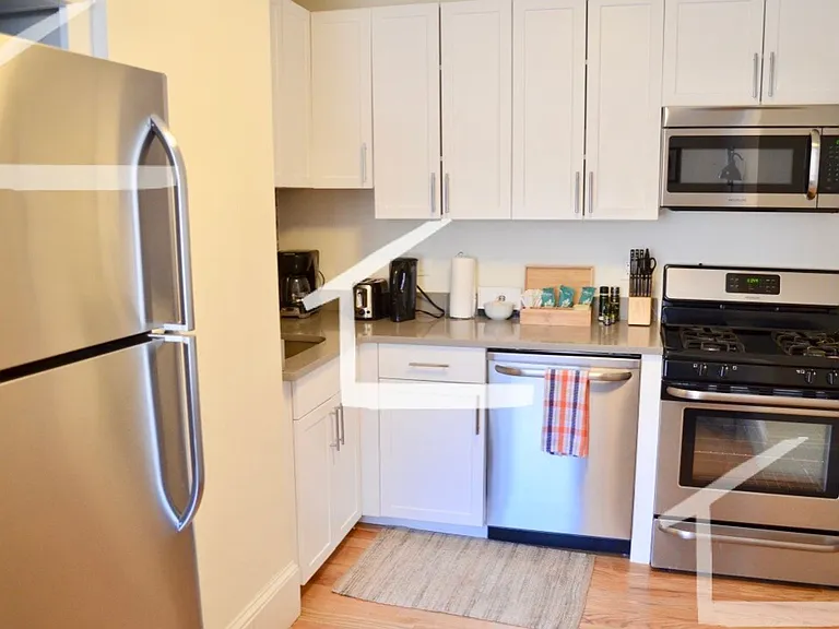 34 E Springfield St #2 — Photo 23