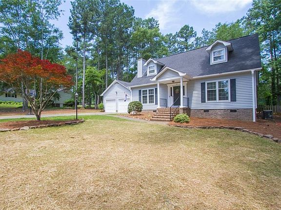 3rd image of 127 Coachman Dr