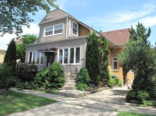 2433 Clinton Ave, Berwyn, IL 60402