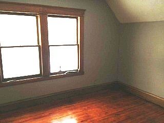 2nd image of 1146 Ross Ave