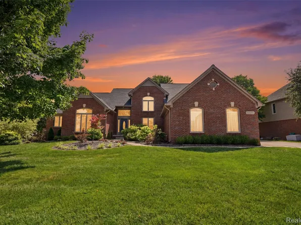 54856 Whitby Way, Shelby Township, MI 48316