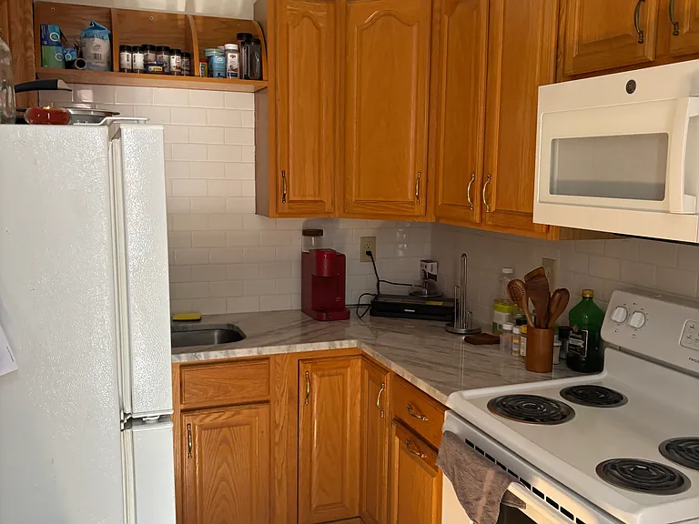 250 Washington St #5 — Photo 20