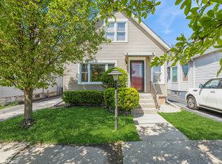 15724 Woodlawn West Ave, South Holland, IL 60473
