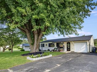 1332 W 6th St, Connersville, IN 47331