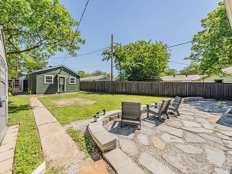 2157 W Lotus Ave — Photo 41