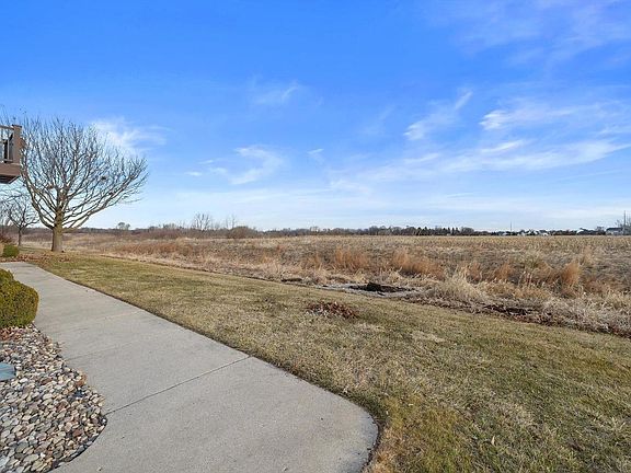 3rd image of 7220 Mariner DRIVE #8