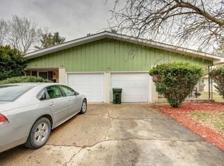 1201 E Harding Dr APT A, Urbana, IL