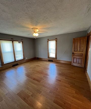 2nd image of 639-63 W Madison St #1/2