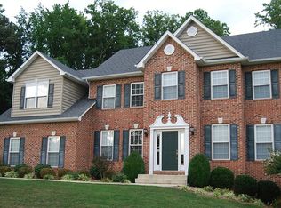 2716 Queensberry Dr, Huntingtown, MD 20639