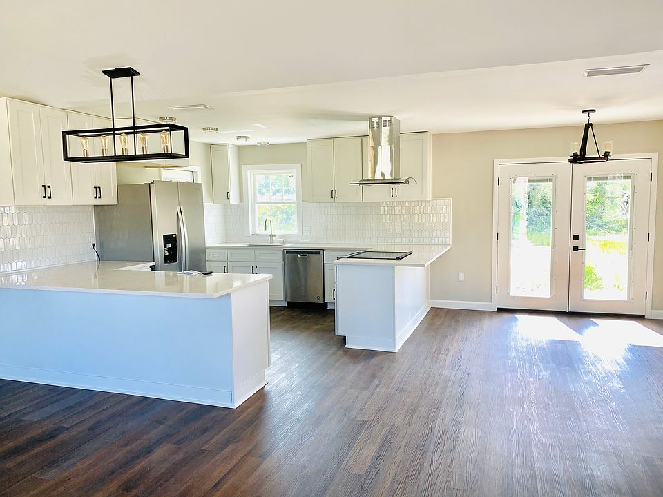 Kitchen and living room