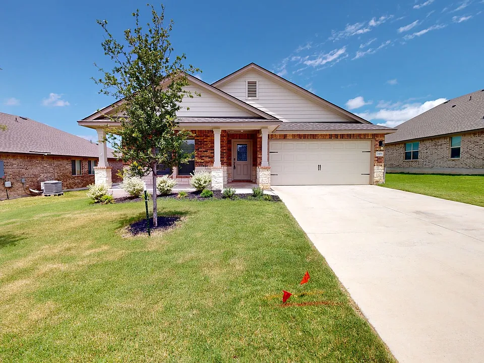 2406 Freddie L. Nichols Sr. Dr