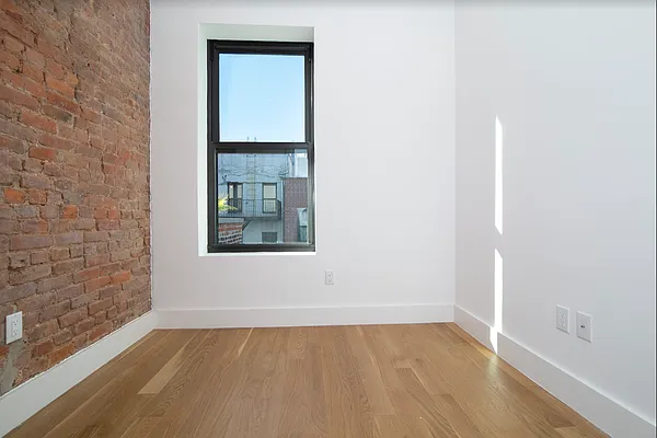 Rented by REAL New York | media 4