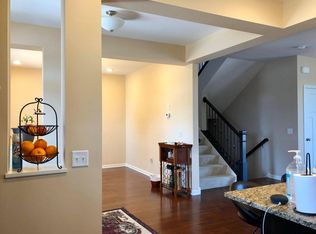 8500 Ellet Cir, Eden Prairie, MN 55347