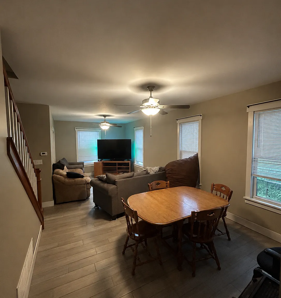 3 bed, 1237 sqft, $1,600 — Photo 2