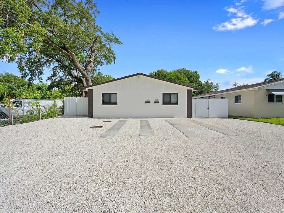 1st image of 513 NW 93rd St #513