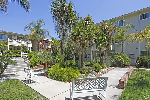 River Walk Apartments Photo 1