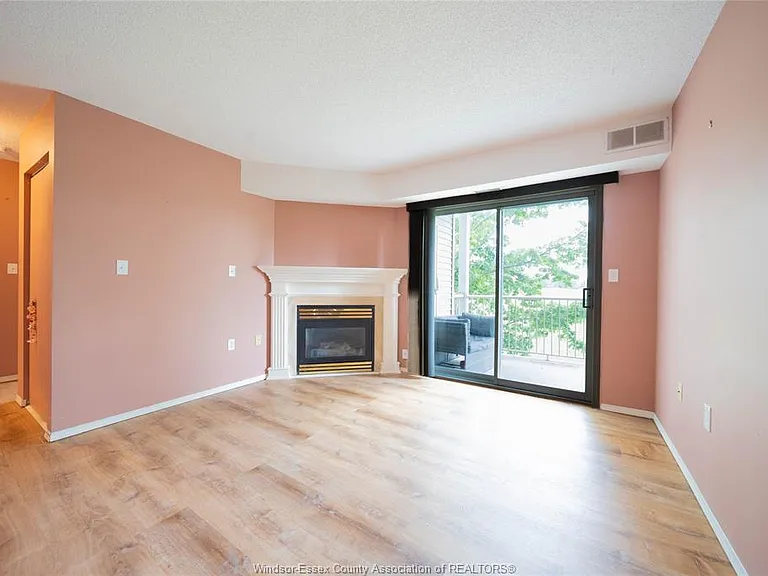 2922 Rivard Ave #211 — Photo 4